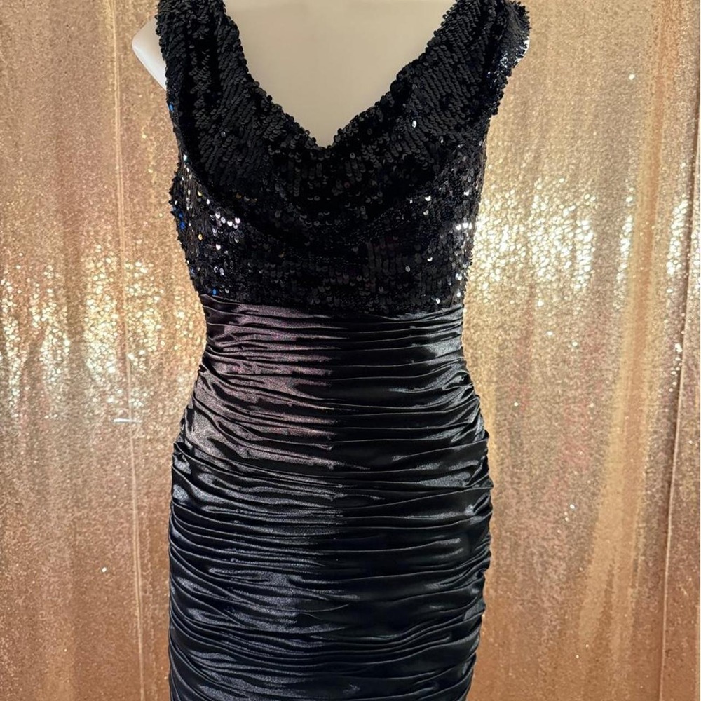 Black Sequin Satin Ruched Mini Dress V-Neck Sleeveless Party Glam/Size S